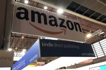 Amazon registra lucro líquido US$ 8,1 bilhões com aumento das vendas fora dos EUA