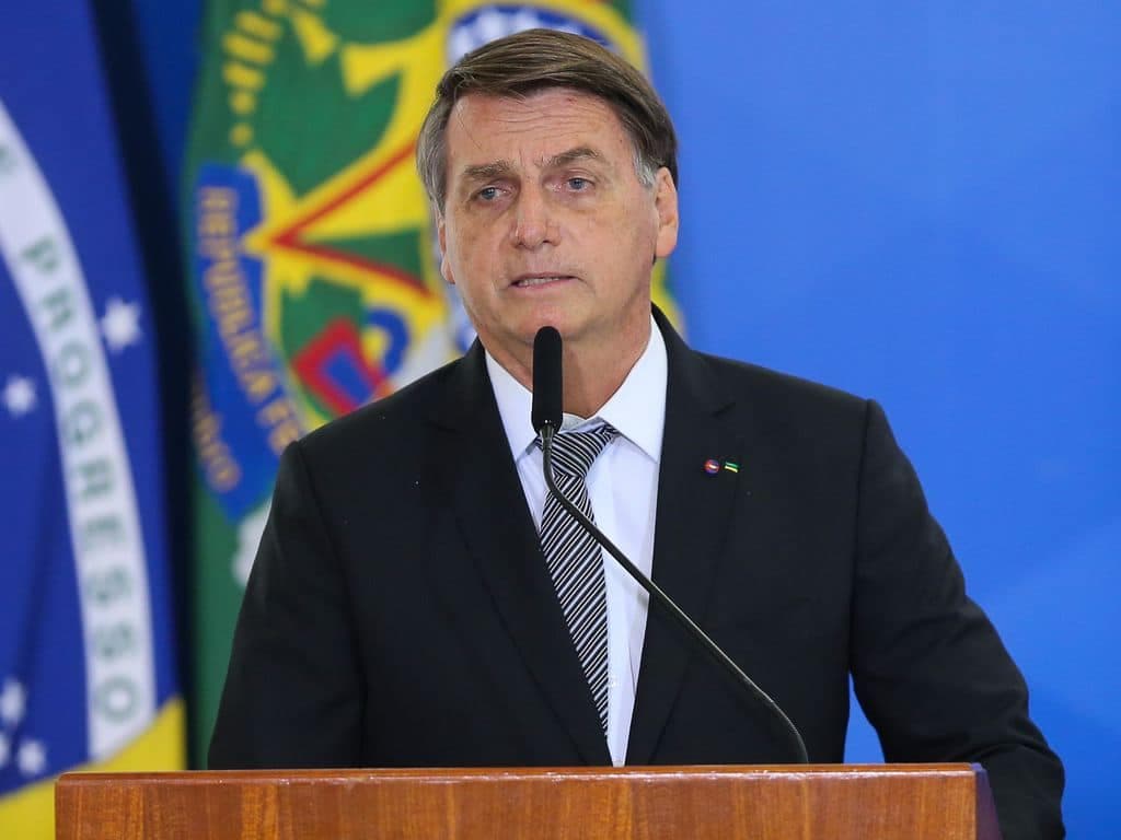 Bolsonaro anuncia Auxílio Brasil de R$ 600 sem explicar como valor será ampliado